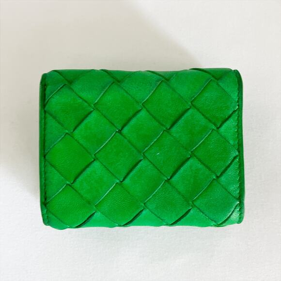 BOTTEGA VENETA Intrecciato Trifold Green Leather Wallet Card Case - Picture 3 of 9